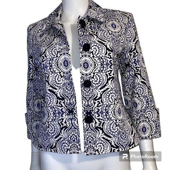 Jones New York Signature Stretch Blue White Black Patterned Blazer Size 4 - Picture 2 of 9